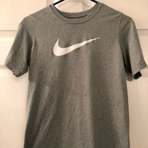 Boys Nike T-shirt